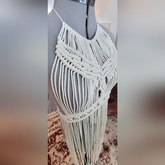 Gorgeous macreme lace dress coverup - Picture 6 of 10